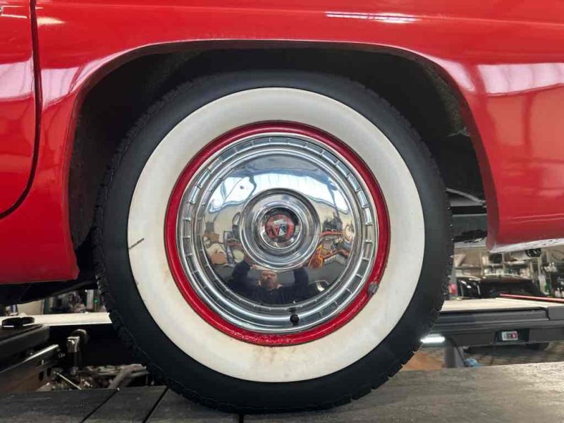 FORD THUNDERBIRD 1955 v8 reprise possible