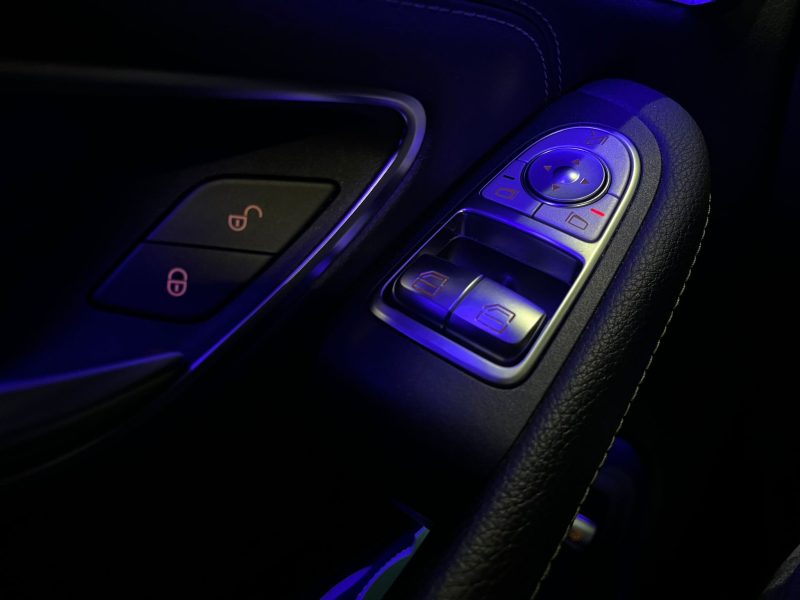 MERCEDES CLASSE C Coupé 220 D 194 cv 9G-TRONIC AMG LINE TOIT OUVRANT / CAMERA / SIEGES CHAUFFANT