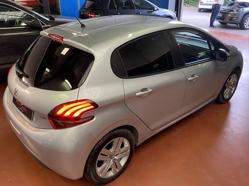 PEUGEOT 208 I 2016