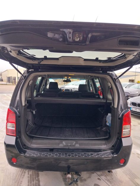 NISSAN PATHFINDER III 2.5 dCi 4WD 174