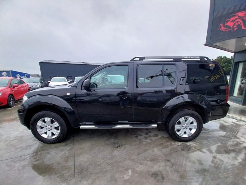NISSAN PATHFINDER III 2.5 dCi 4WD 174