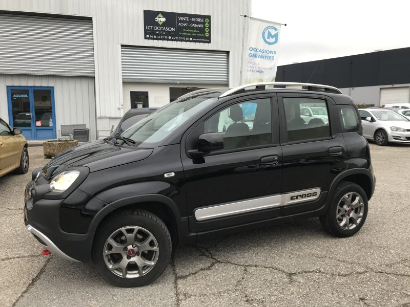 FIAT PANDA 4X4 CROSS 2019 FIAT PANDA 4X4 CROSS - 0.9 TWINAIR TURBO 85 cv S&S - GARANTIE 12 MOIS