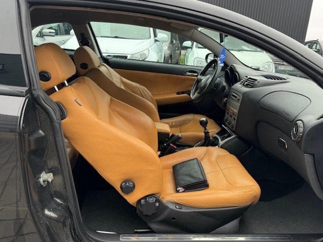 ALFA ROMEO GT 1.9L 150CH Pack Berton