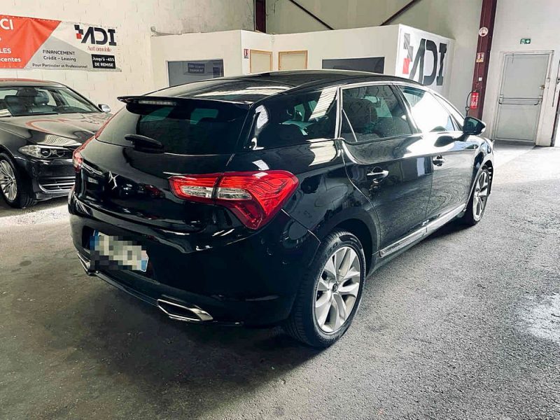 117€/mois CITROEN DS5 Exécutive 2,0L Hui 163ch/9cv