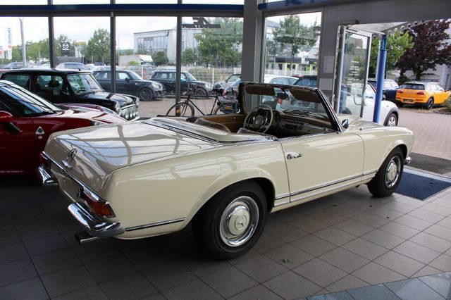 MERCEDES BENZ 250 SL PAGODE AUTOMATIQUE 1967