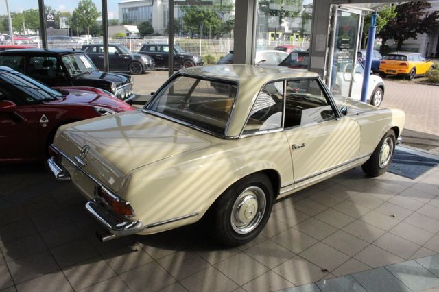 MERCEDES BENZ 250 SL PAGODE AUTOMATIQUE 1967