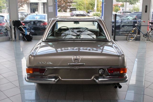 MERCEDES BENZ SL 280 PAGODE AUTOMATIQUE 1970