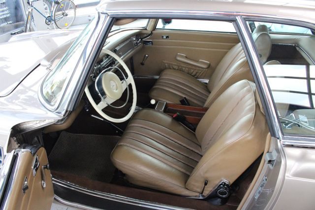 MERCEDES BENZ SL 280 PAGODE AUTOMATIQUE 1970