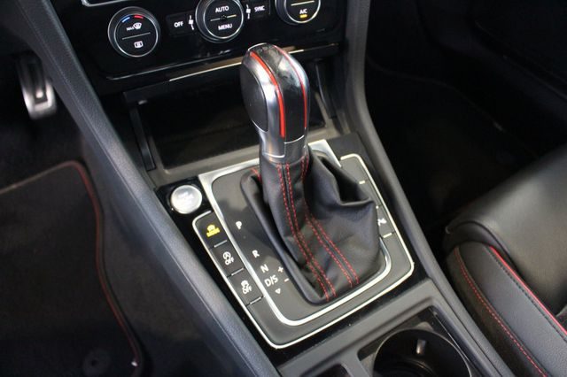 VOLKSWAGEN GOLF GTI TCR DSG 5 portes cuir Discover Pro