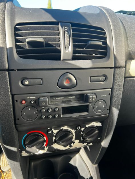 RENAULT CLIO B  2005