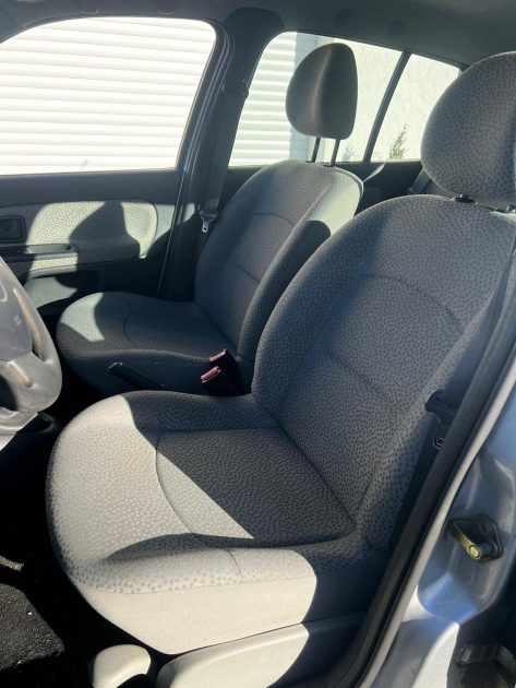 RENAULT CLIO B  2005