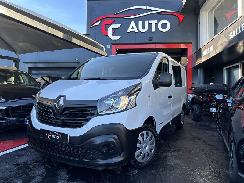 RENAULT TRAFIC III Camionnette 2015