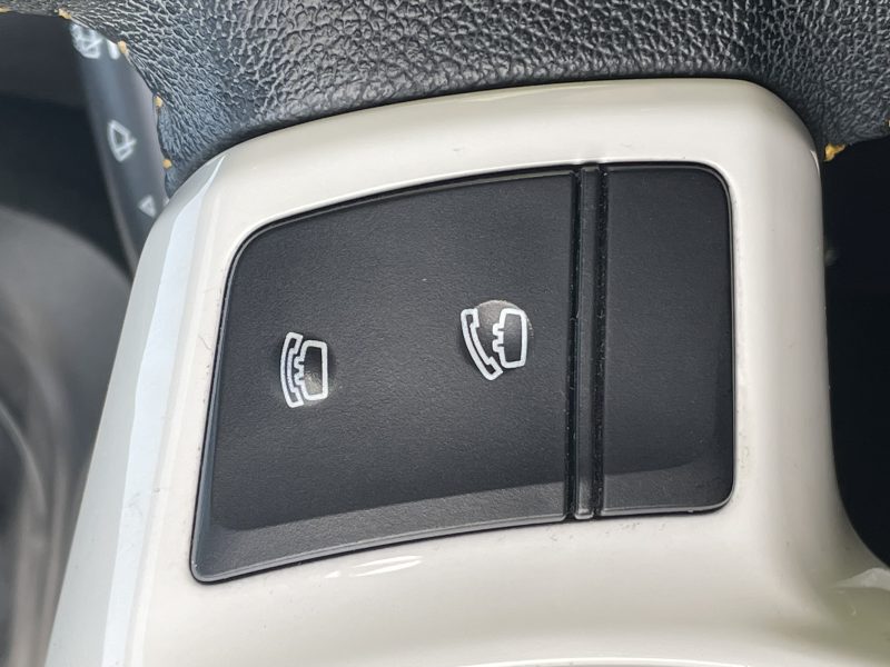 TOYOTA YARIS 1.0L VVT-I 2013 GARANTIE 12 MOIS 