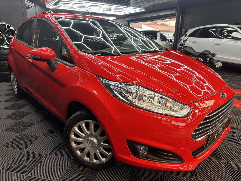 FORD FIESTA VI 2015