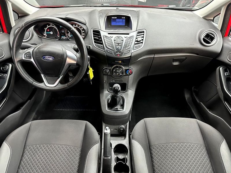 FORD FIESTA VI 2015