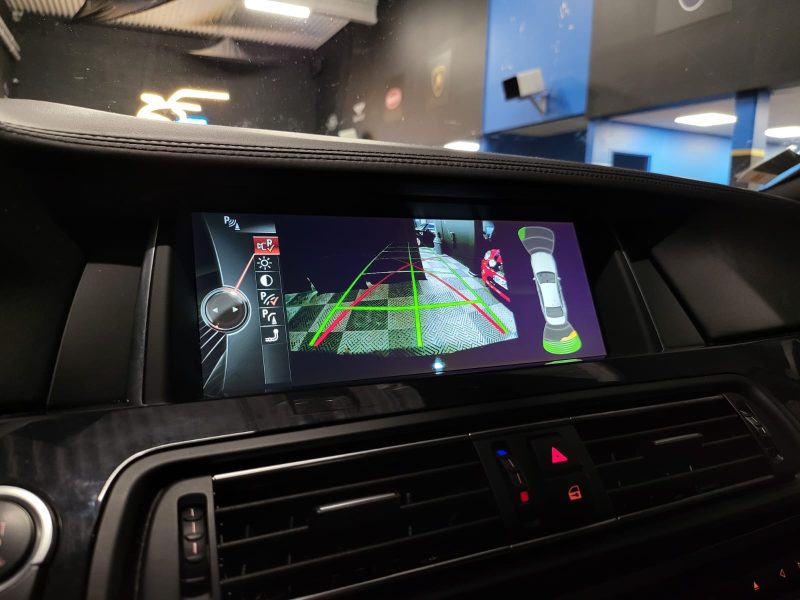 BMW SERIE 5 530d 258cv X DRIVE BVA PACK M / VIRTUAL COCKPIT / TOIT OUVRANT / SIEGES ELECTRIQUES / CA