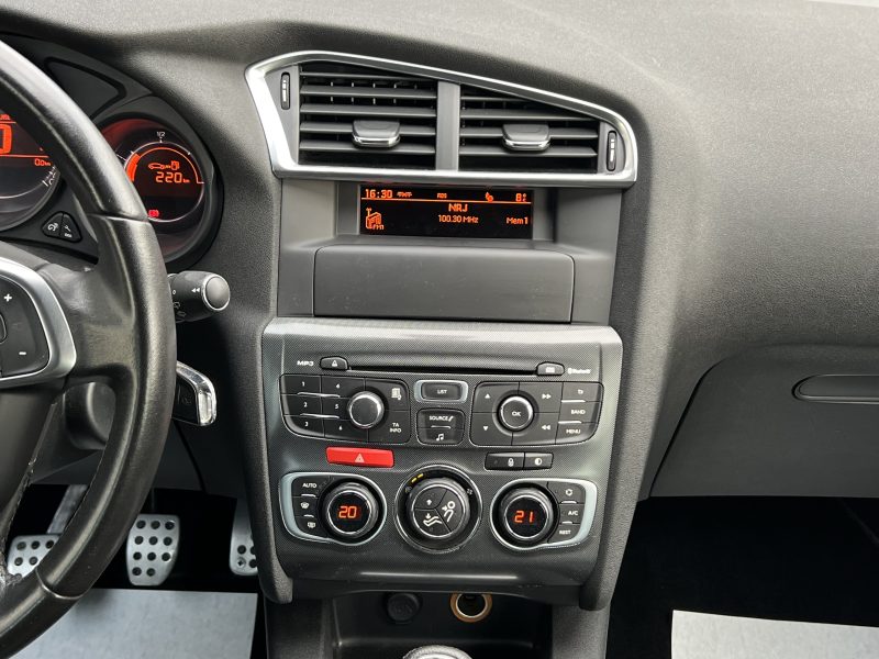 CITROEN C4 II 1.6 HDI 92 Cv BLUETOOTH / REGULATEUR LIMITEUR CRIT AIR 2 - GARANTIE 1 AN