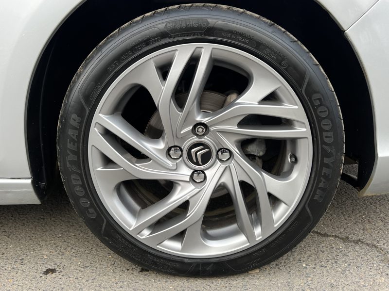 CITROEN C4 II 1.6 HDI 92 Cv BLUETOOTH / REGULATEUR LIMITEUR CRIT AIR 2 - GARANTIE 1 AN