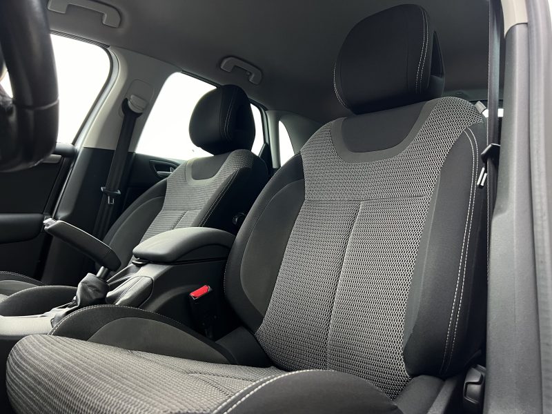 CITROEN C4 II 1.6 HDI 92 Cv BLUETOOTH / REGULATEUR LIMITEUR CRIT AIR 2 - GARANTIE 1 AN