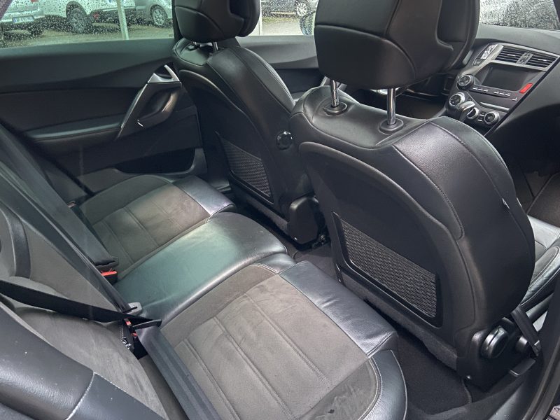 DS DS 5 1.6 BLUEHDI 120 EAT6 SO CHIC