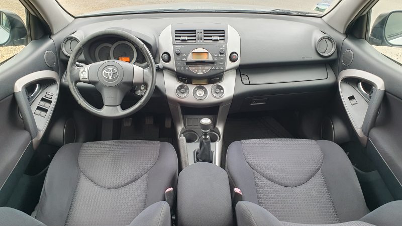 TOYOTA RAV 4 III 2.2 D-CAT 4WD 177ch CLEAN POWER