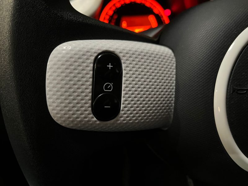 1.0 SCe 71 cv LIMITED / REGULATEUR / BLUETOOTH