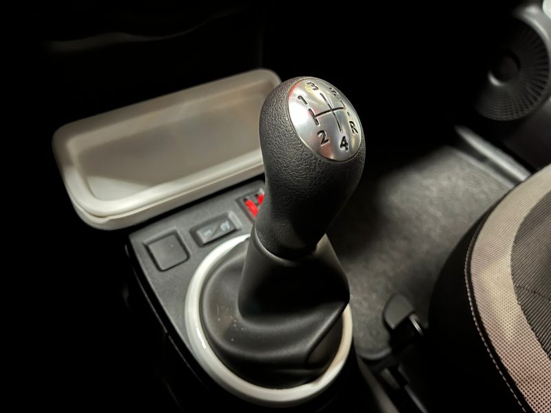 1.0 SCe 71 cv LIMITED / REGULATEUR / BLUETOOTH