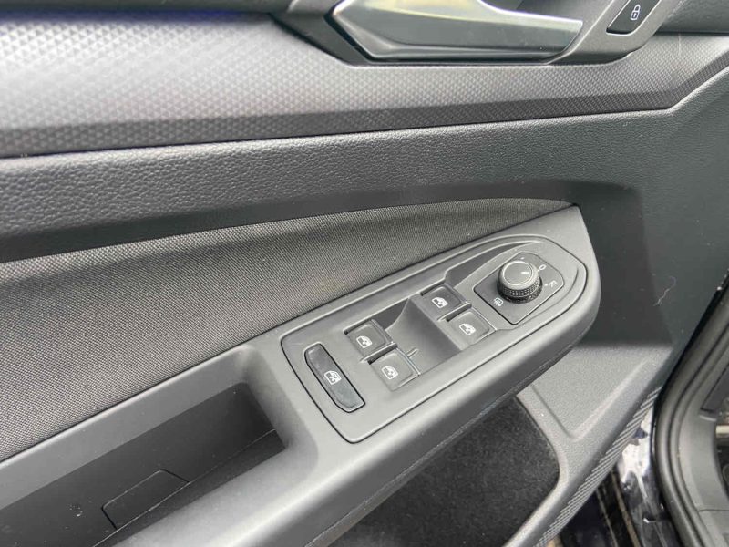 VOLKSWAGEN GOLF VIII 2.0 TDI 116 ACTIVE + OPTIONS