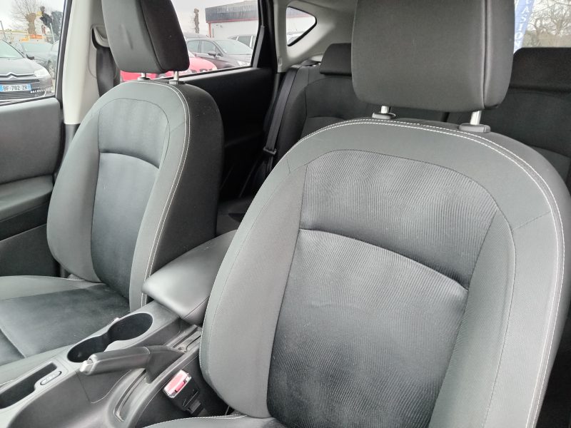 NISSAN QASHQAI  2011