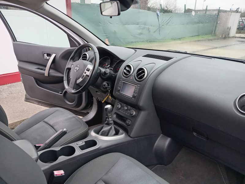 NISSAN QASHQAI  2011