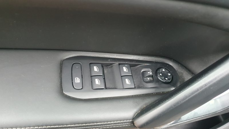 PEUGEOT 308 SW II 1.6 BlueHDi 120 ch FAP GT Line