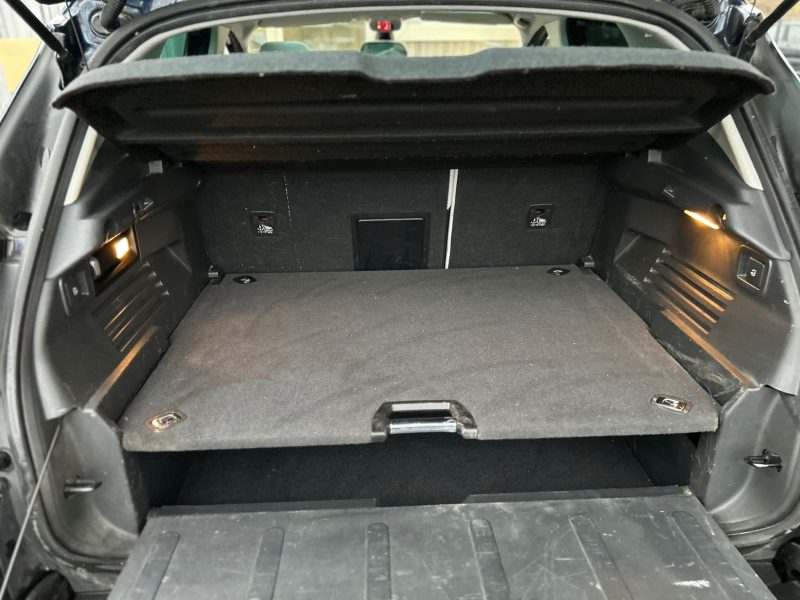 PEUGEOT 3008 Monospace 2011