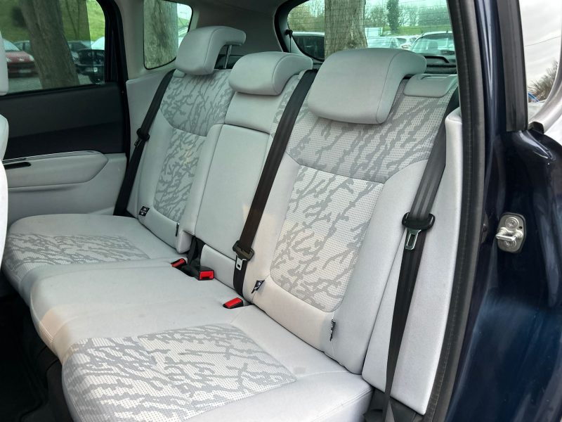 PEUGEOT 3008 Monospace 2011