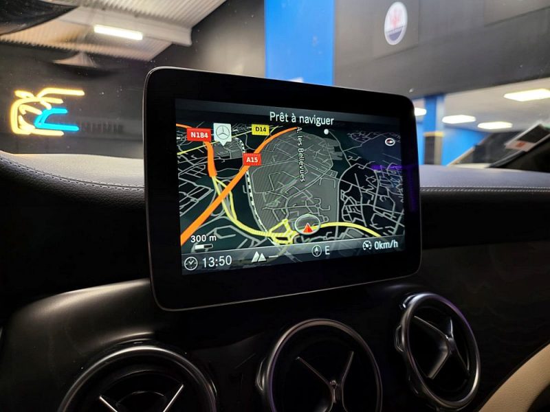 MERCEDES CLASSE GLA 250 4-MATIC 211cv 7G-DCT FASCINATION PACK AMG / PACK BLACK / GRIS MAGNO DESIGNO 