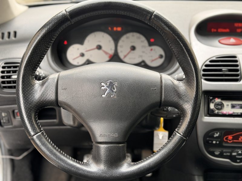 PEUGEOT 206 2005