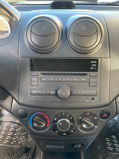 CHEVROLET AVEO 1.2L 75 CH GARANTIE