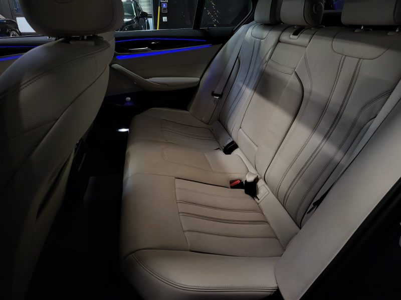 BMW SERIE 520d xDrive 190cv LUXURY LINE / SUIVI BMW / 360 / TOIT OUVRANT / CUIR ELEC ET CHAUFFANTS