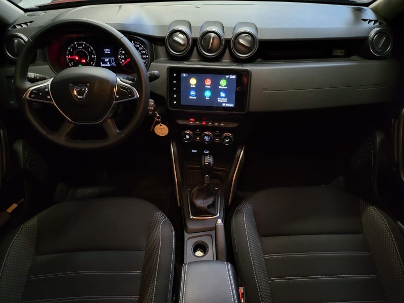 DACIA DUSTER 1.3 TCe 150cv EDC PRESTIGE / CAMERA 360 / CARPLAY SANS FIL / ATTELAGE 