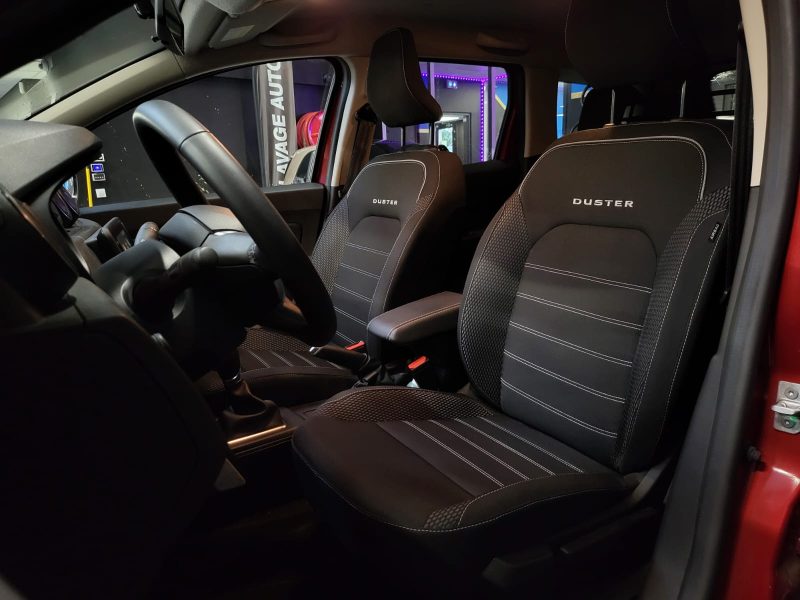 DACIA DUSTER 1.3 TCe 150cv EDC PRESTIGE / CAMERA 360 / CARPLAY SANS FIL / ATTELAGE 