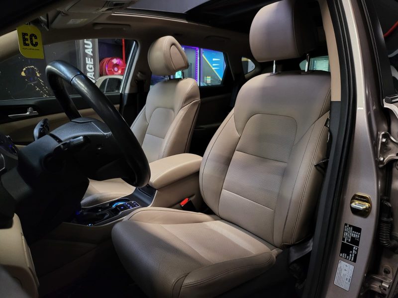 HYUNDAI TUCSON 1.7 CRDi 140cv EXECUTIVE /SIEGE+VOLANT CHAUFFANT+PARK ASSIST+TOIT OUVRANT/