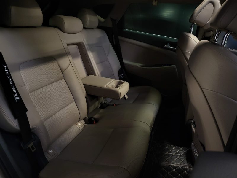 HYUNDAI TUCSON 1.7 CRDi 140cv EXECUTIVE /SIEGE+VOLANT CHAUFFANT+PARK ASSIST+TOIT OUVRANT/