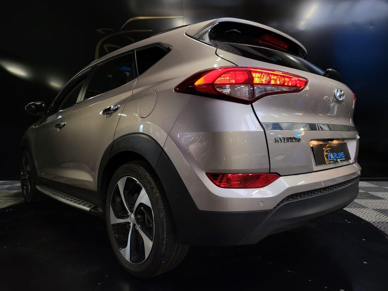 HYUNDAI TUCSON 1.7 CRDi 140cv EXECUTIVE /SIEGE+VOLANT CHAUFFANT+PARK ASSIST+TOIT OUVRANT/