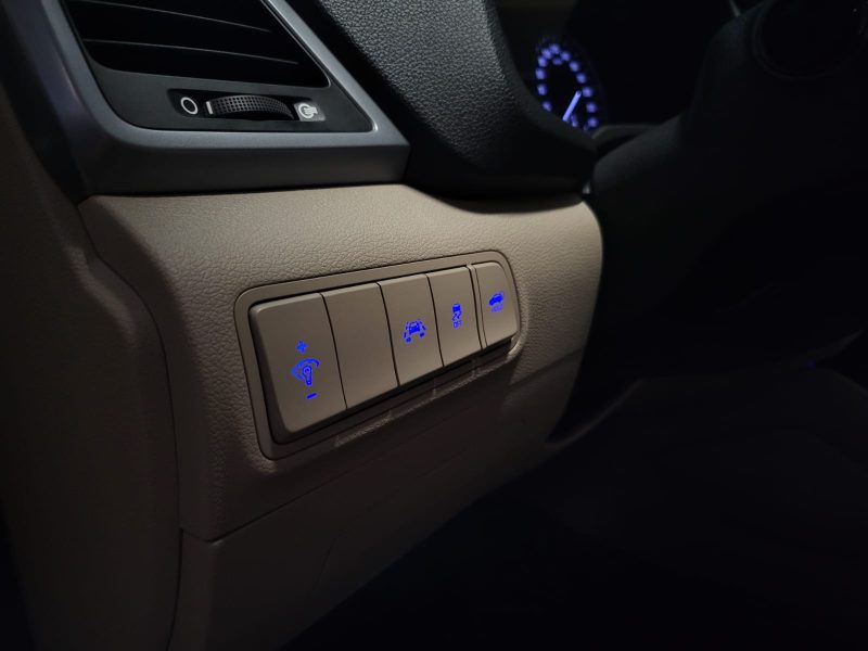 HYUNDAI TUCSON 1.7 CRDi 140cv EXECUTIVE /SIEGE+VOLANT CHAUFFANT+PARK ASSIST+TOIT OUVRANT/