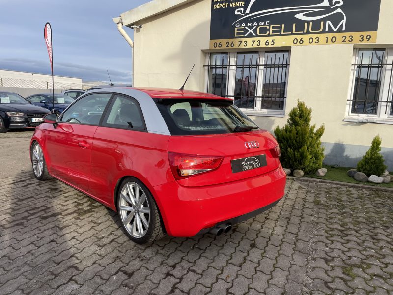 AUDI  AUDI A1 2010