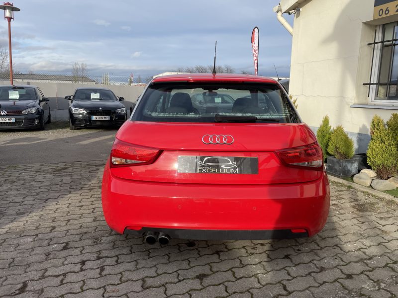 AUDI  AUDI A1 2010