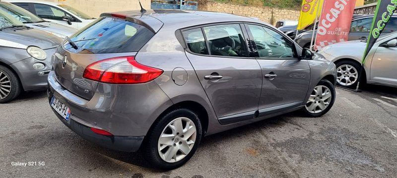RENAULT MEGANE III 2012