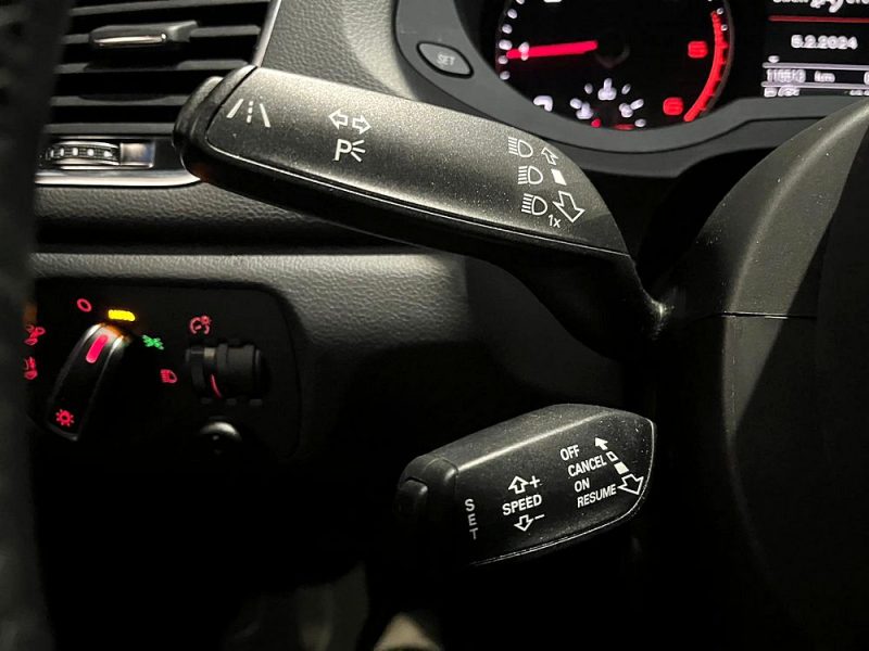 AUDI Q3 2.0 TDI QUATTRO 150cv AMBIENTE SIEGES CHAUFFANT / GPS / RADAR AR