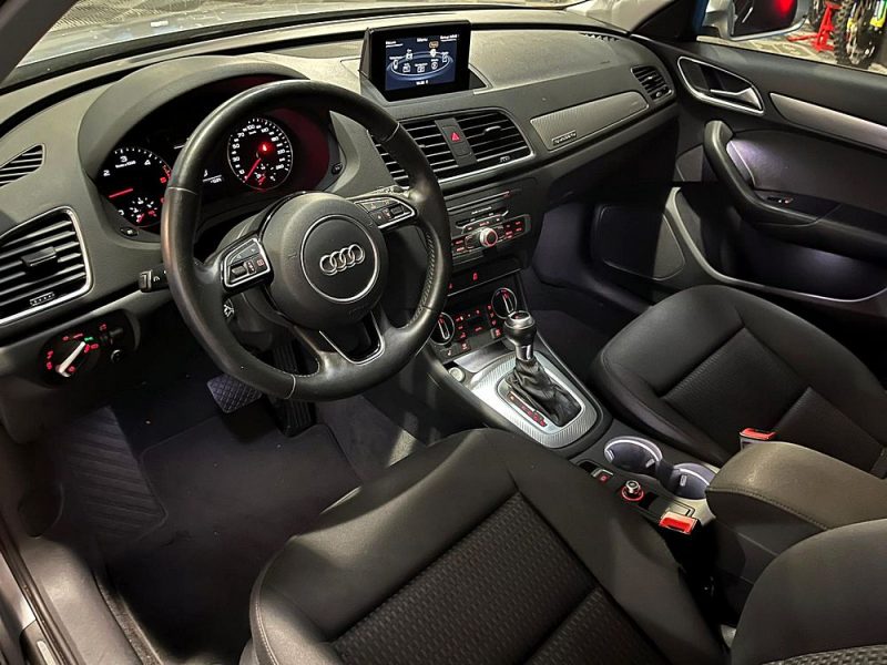AUDI Q3 2.0 TDI QUATTRO 150cv AMBIENTE SIEGES CHAUFFANT / GPS / RADAR AR