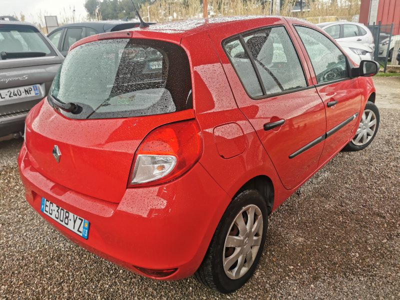 RENAULT CLIO III 2011