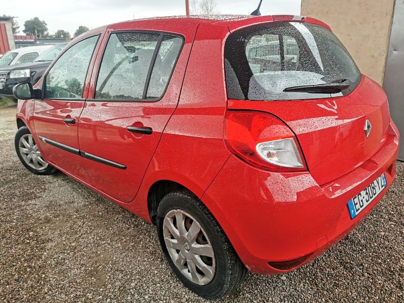 RENAULT CLIO III 2011